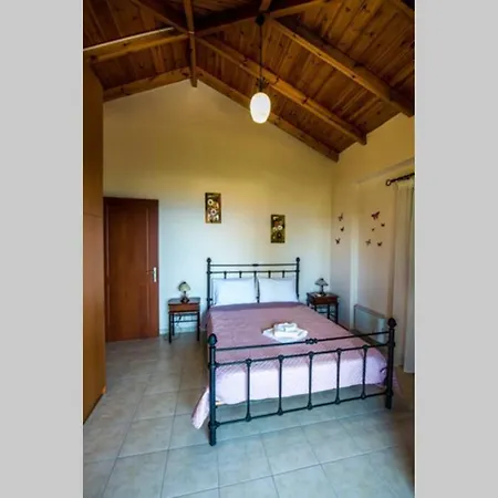 Kelly'S Villa In Stoupa Neokhorion  Buitenkant foto