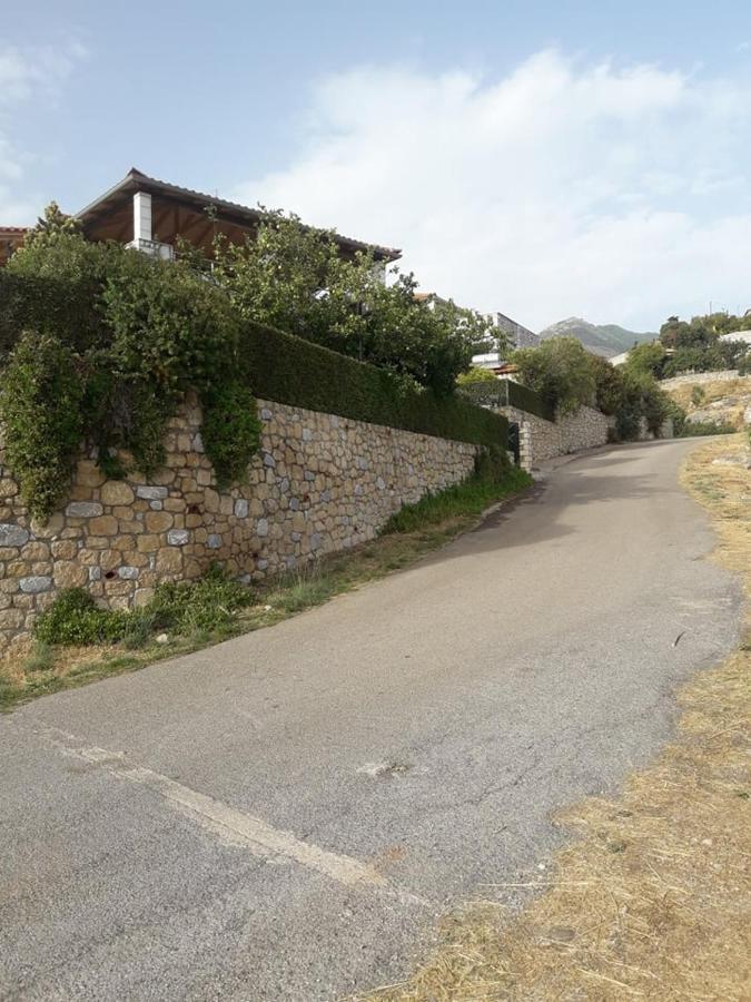 Kelly's In Stoupa Villa Neokhorion (Messenia)